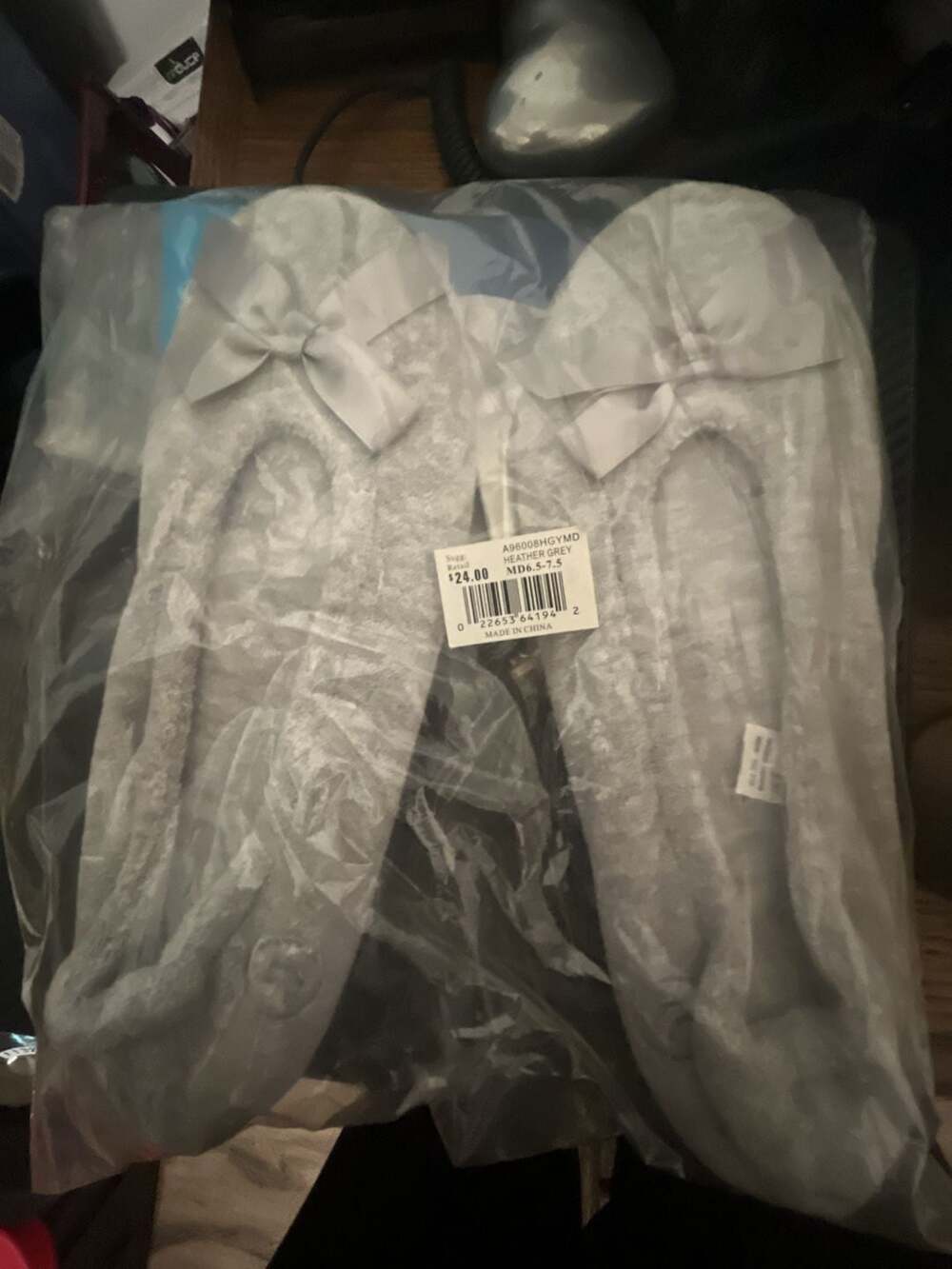 Isotoner Women's Bow Ballet Slippers Heather Grey Size MD 6.5-7.5